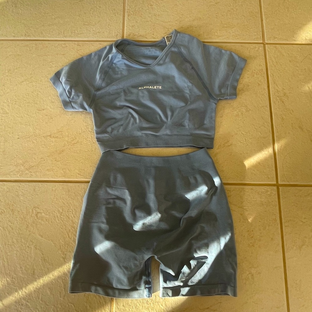 Alphalete Amplify Washed Denim Set
